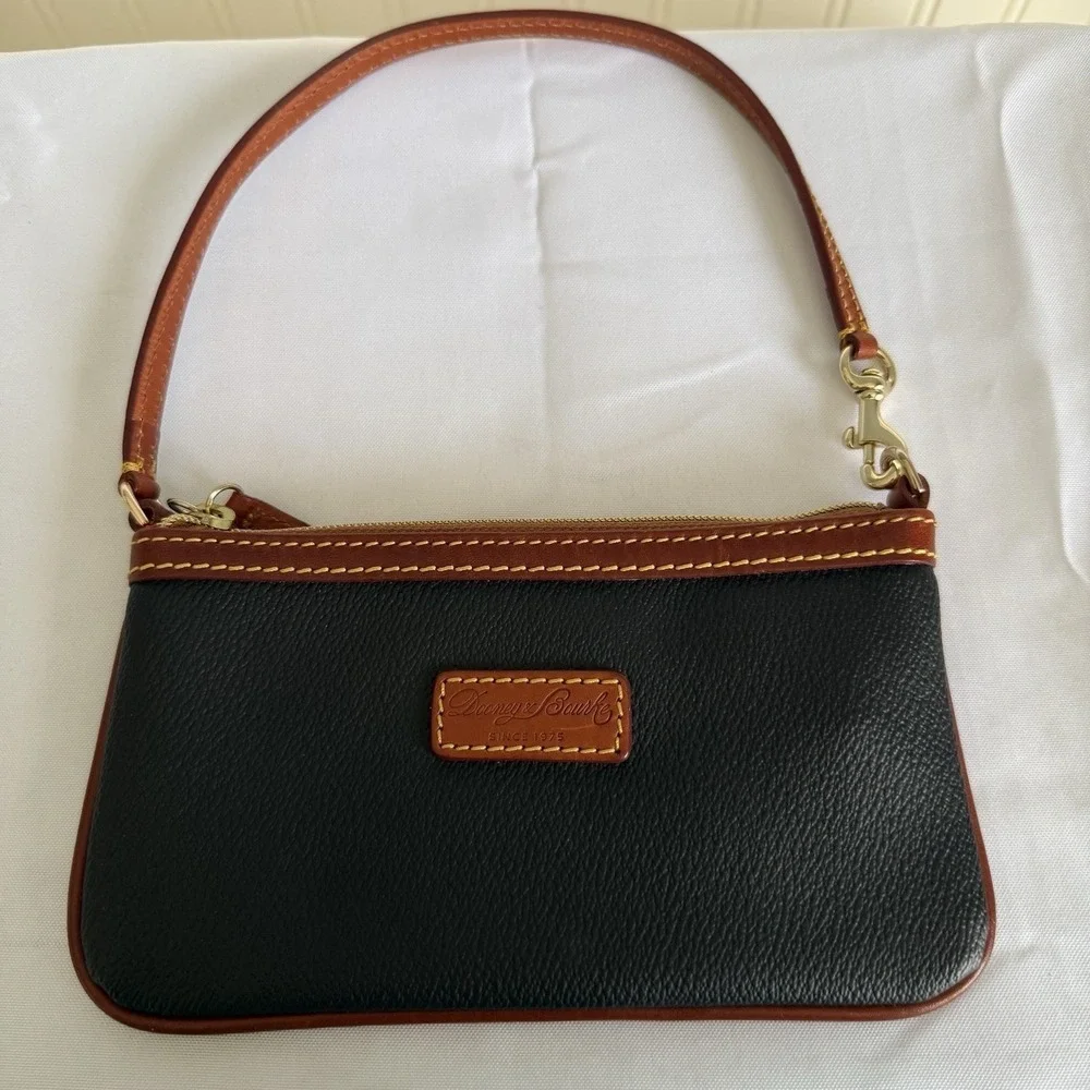 DOONEY & BOURKE BLACK PEBBLED LEATHER WRISTLET TOP HANDLE BAG PURSE WALLET